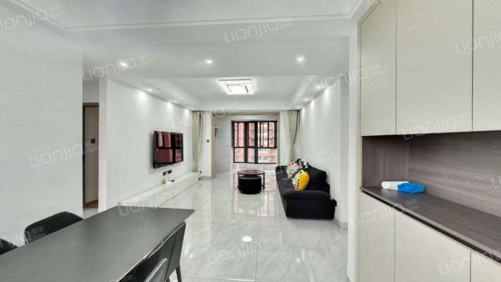 盛世华庭东区二手房实景图