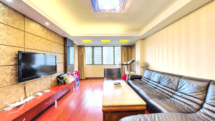 世欧彼岸城B区二手房实景图