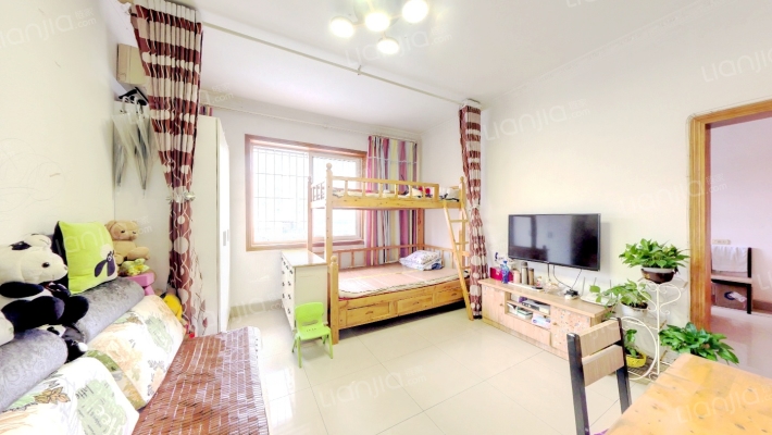 康居绣园二手房实景图