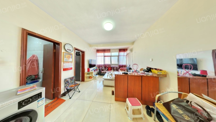 服装厂家属院二手房实景图