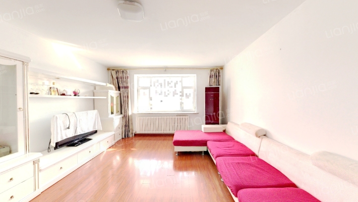 亚泰花园桃花苑二手房实景图