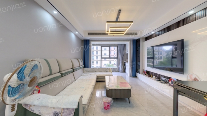 红豆国际南区二手房实景图