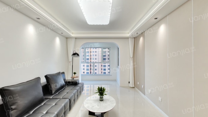 蓝山庭苑二手房实景图