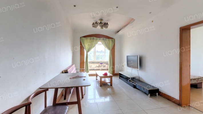 青华路8号二手房实景图