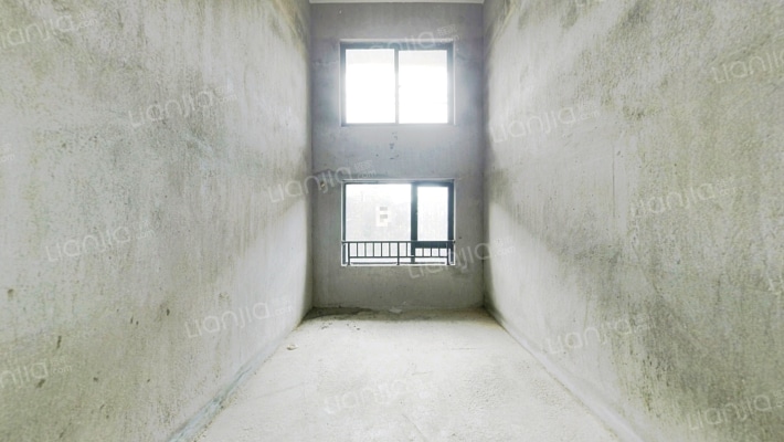 绿创中心二手房实景图