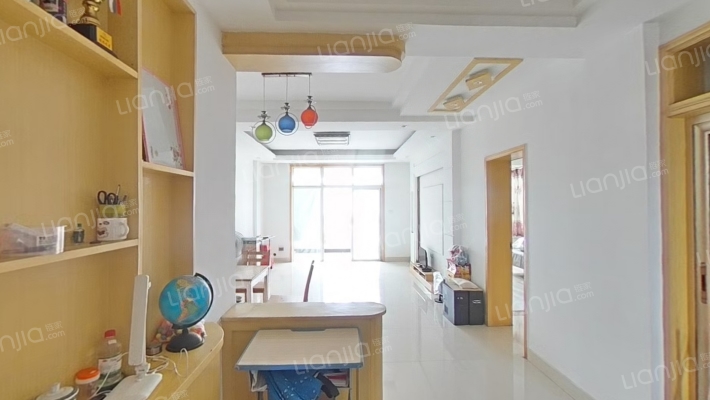 西湖华庭二手房实景图
