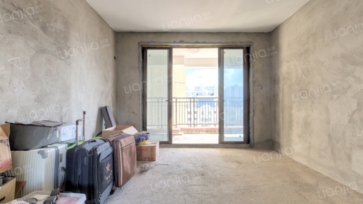 隆生皇冠花园二手房实景图