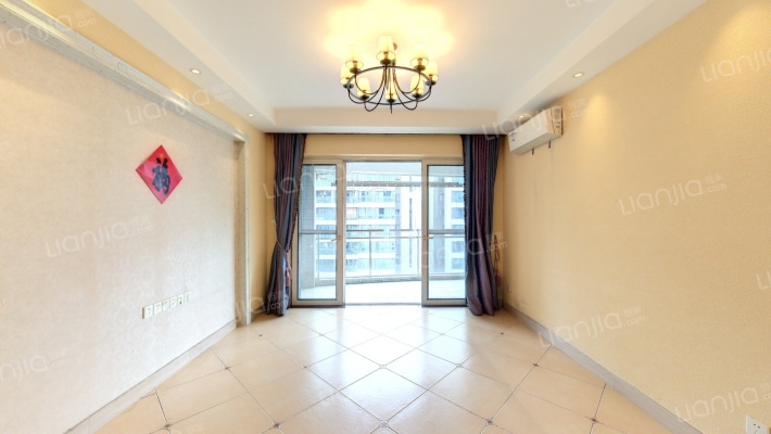 利雅湾二手房实景图