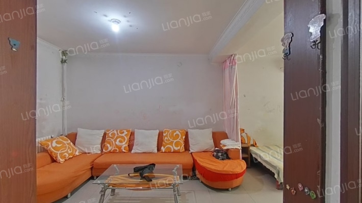 26中家属院二手房实景图