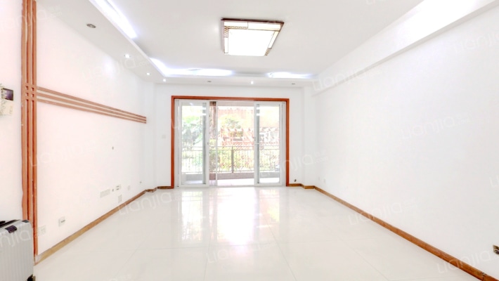 万科魅力之城三期二手房实景图