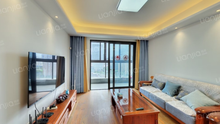 旭辉铂宸府二手房实景图