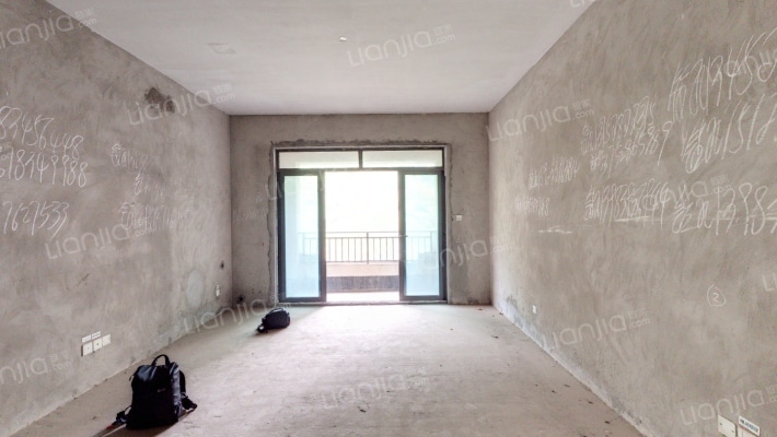 天晋二手房实景图