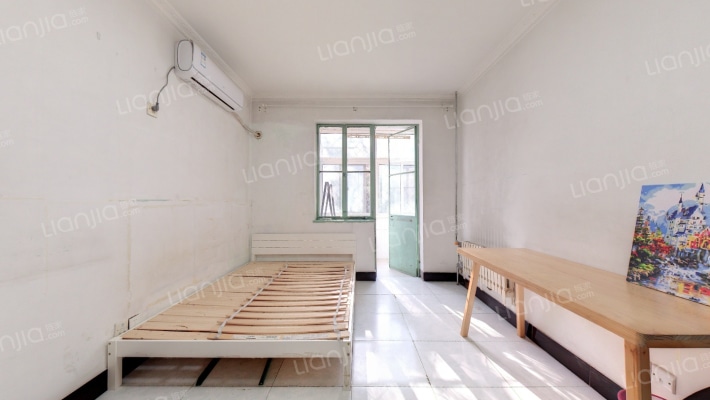 电车厂宿舍二手房实景图