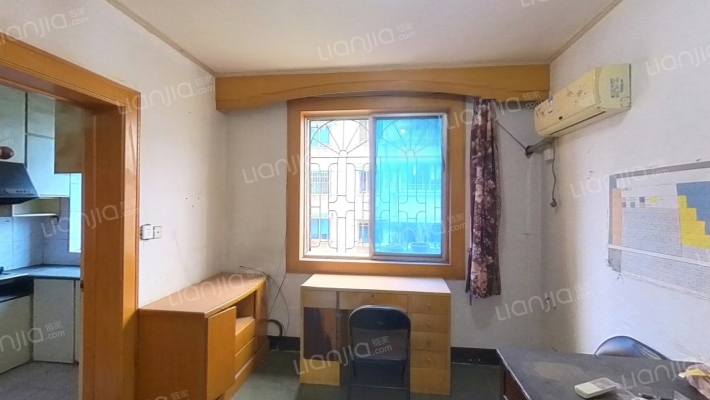 溪西四区栖霞邨二手房实景图