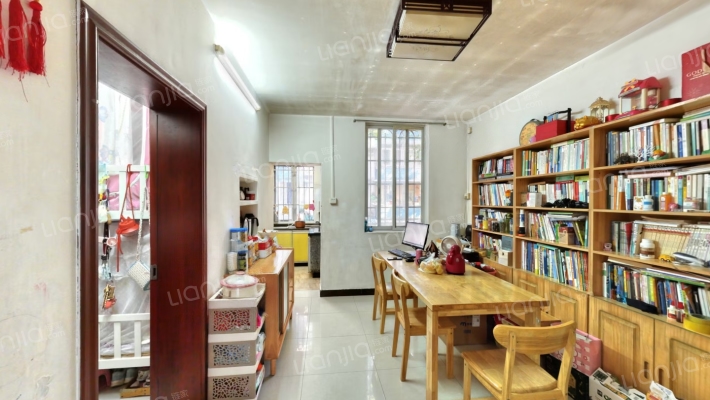 华师大学宿舍北区二手房实景图