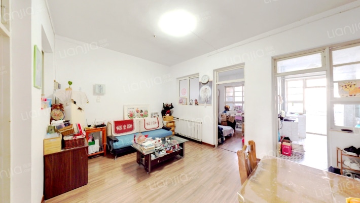 东西丹凤街二手房实景图