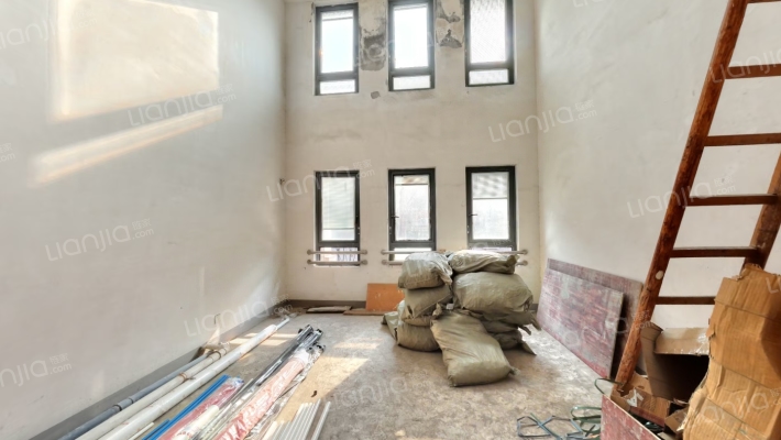 凤凰山庄二手房实景图