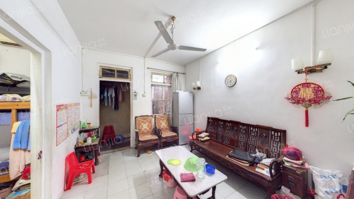 新港生活区二手房实景图