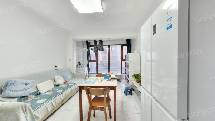 亚星望江居二手房实景图