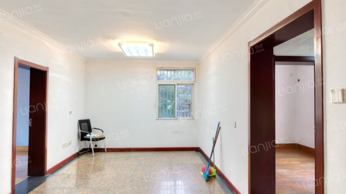 警星楼宿舍二手房实景图