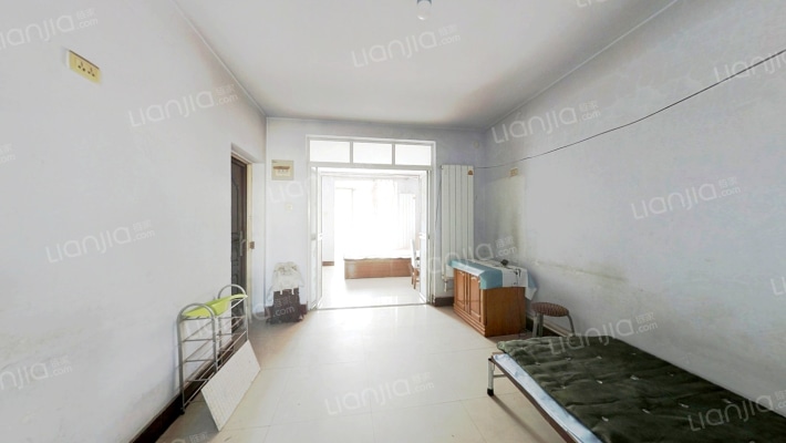 双新里二手房实景图