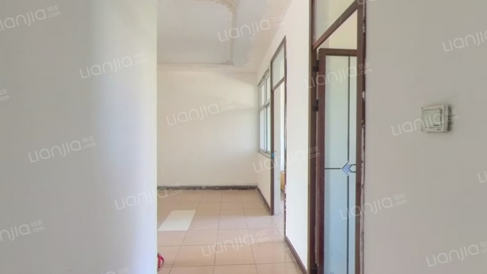 罗城头住宅楼二手房实景图