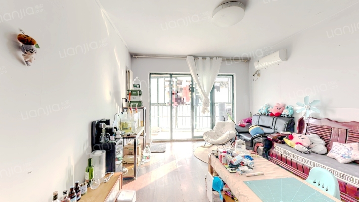 滨河绿苑二手房实景图