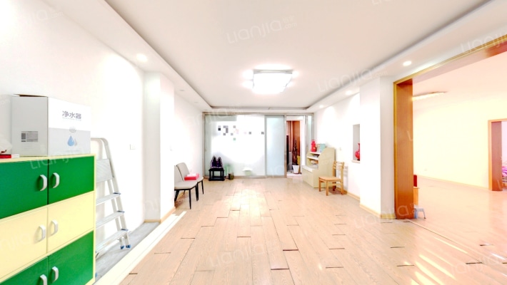 华龙公寓二手房实景图