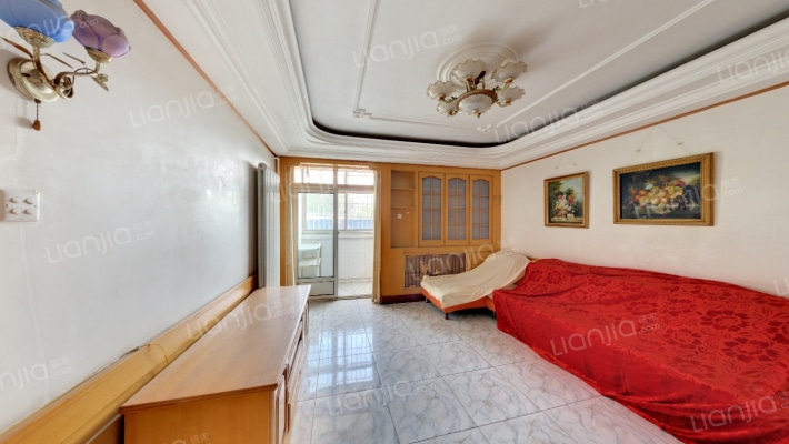 园丁楼二手房实景图