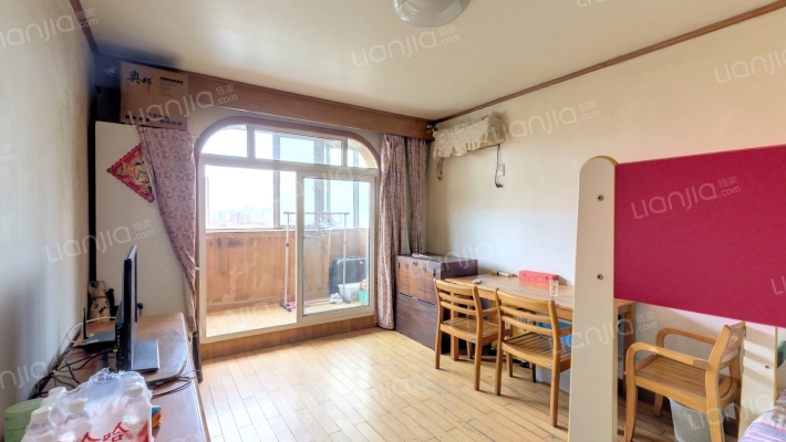 康健公寓二手房实景图