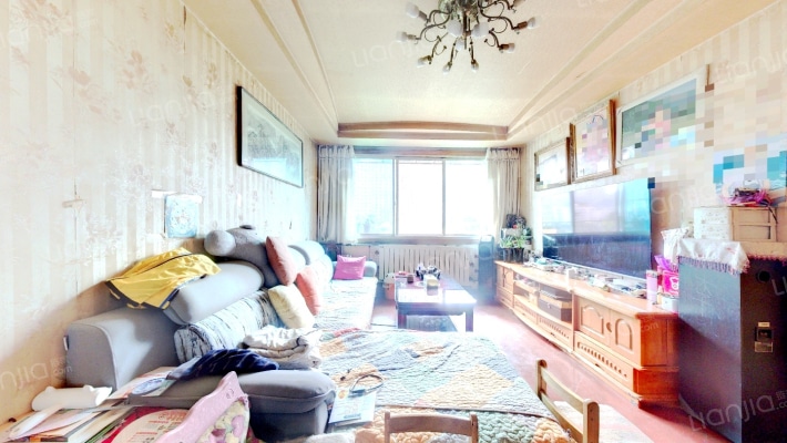 贵定路2号二手房实景图