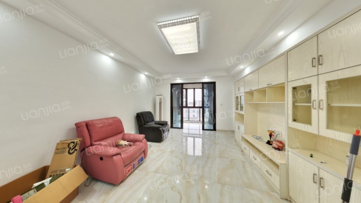 大唐东汇小区二手房实景图