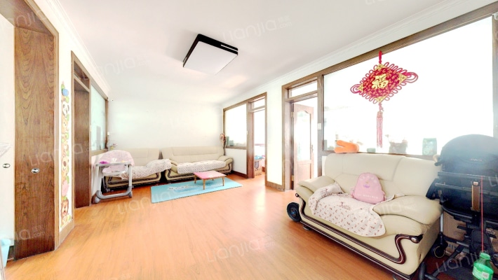 金胜小区二手房实景图