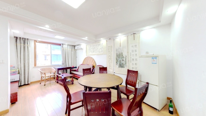 滨江新村二手房实景图