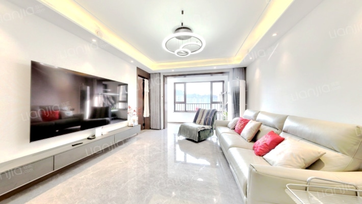 万科翡翠观唐二手房实景图