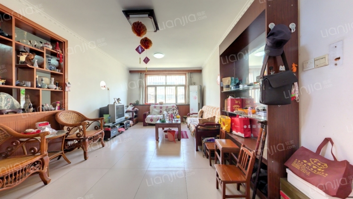 望岳C区二手房实景图