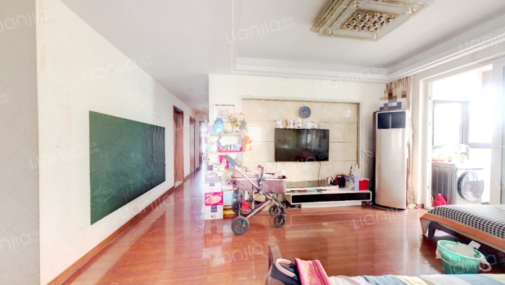 万科秀湖花苑二手房实景图