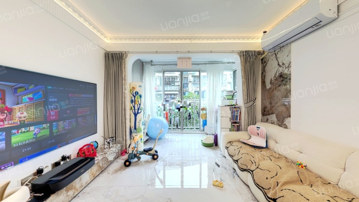 水晶之城一期二手房实景图