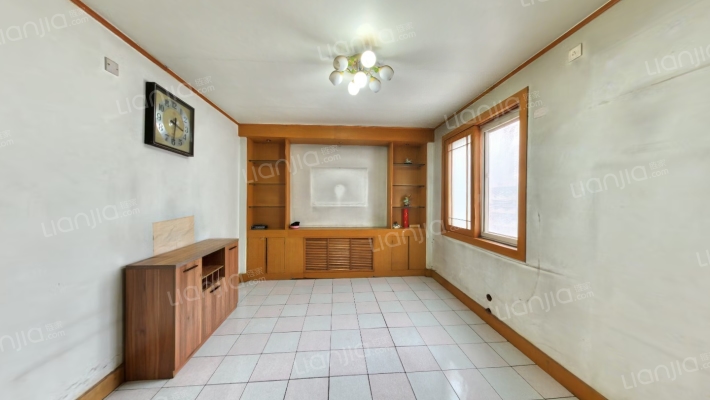 关虎屯小区二手房实景图