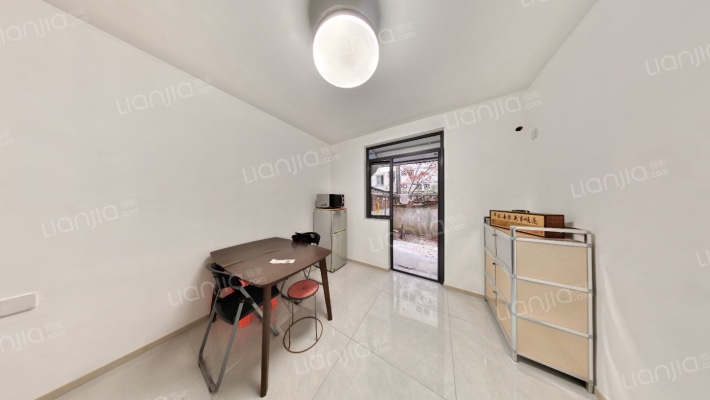 梅岭小区二手房实景图