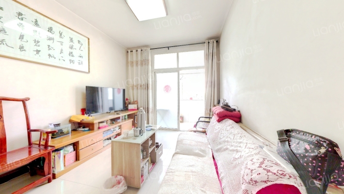 莲湖路136号院二手房实景图