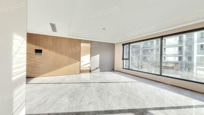 保利东港天珺二手房实景图