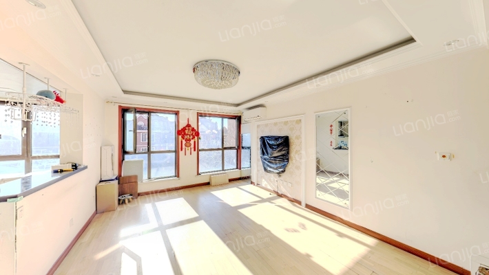 世茂英郡二手房实景图