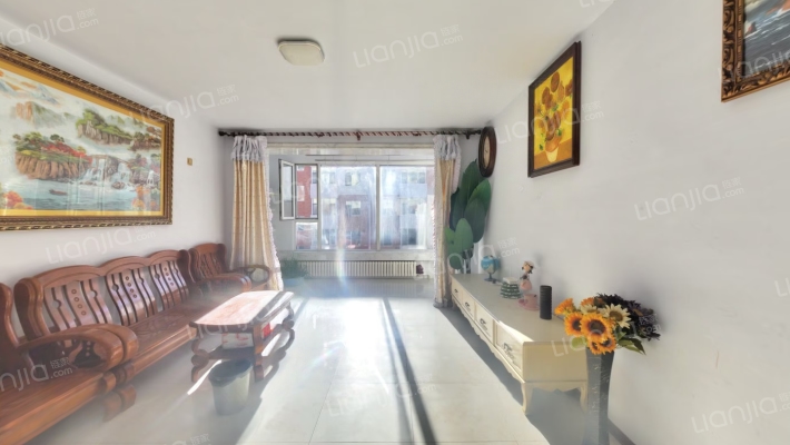 基隆家园东区二手房实景图