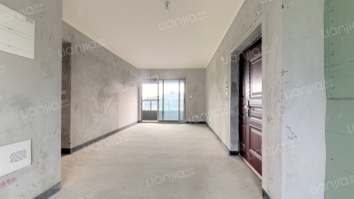 山晓二手房实景图