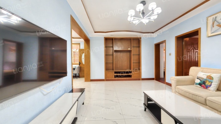 东郊新村虹彩苑二手房实景图