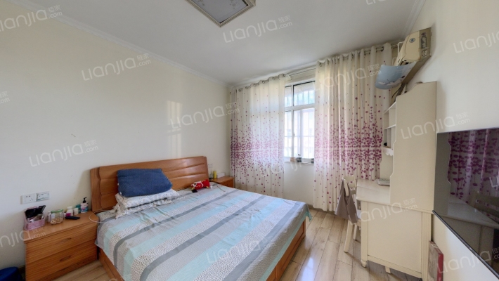 新华六村二手房实景图