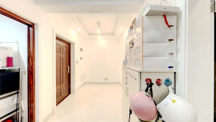 中铁逸都2期二手房实景图