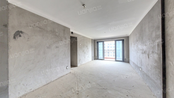 恒大半山悦府二手房实景图