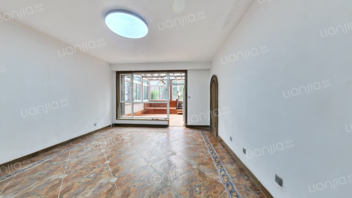 明秀山庄A区二手房实景图